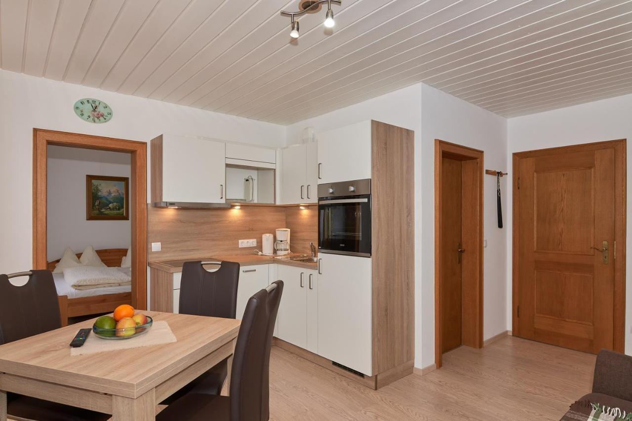 Dangl Gbr, Gaestehaus Sonnenhof - Inkl. Chiemgau Karte Bergen  Ruang foto